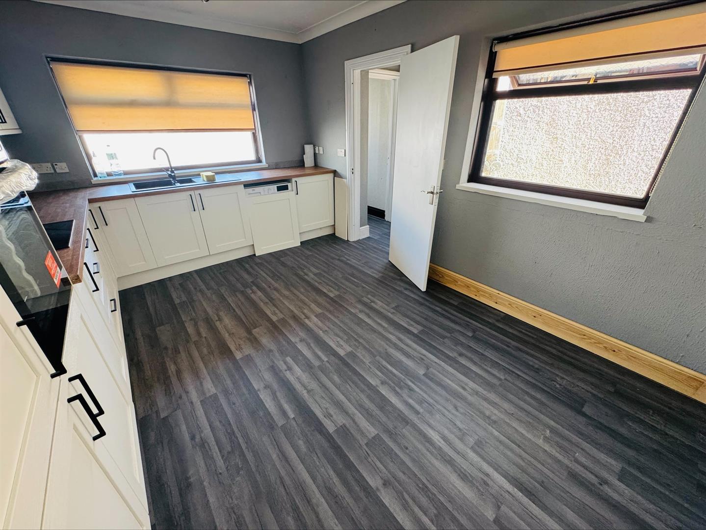 Coldstream Street, Llanelli, SA15 3BH